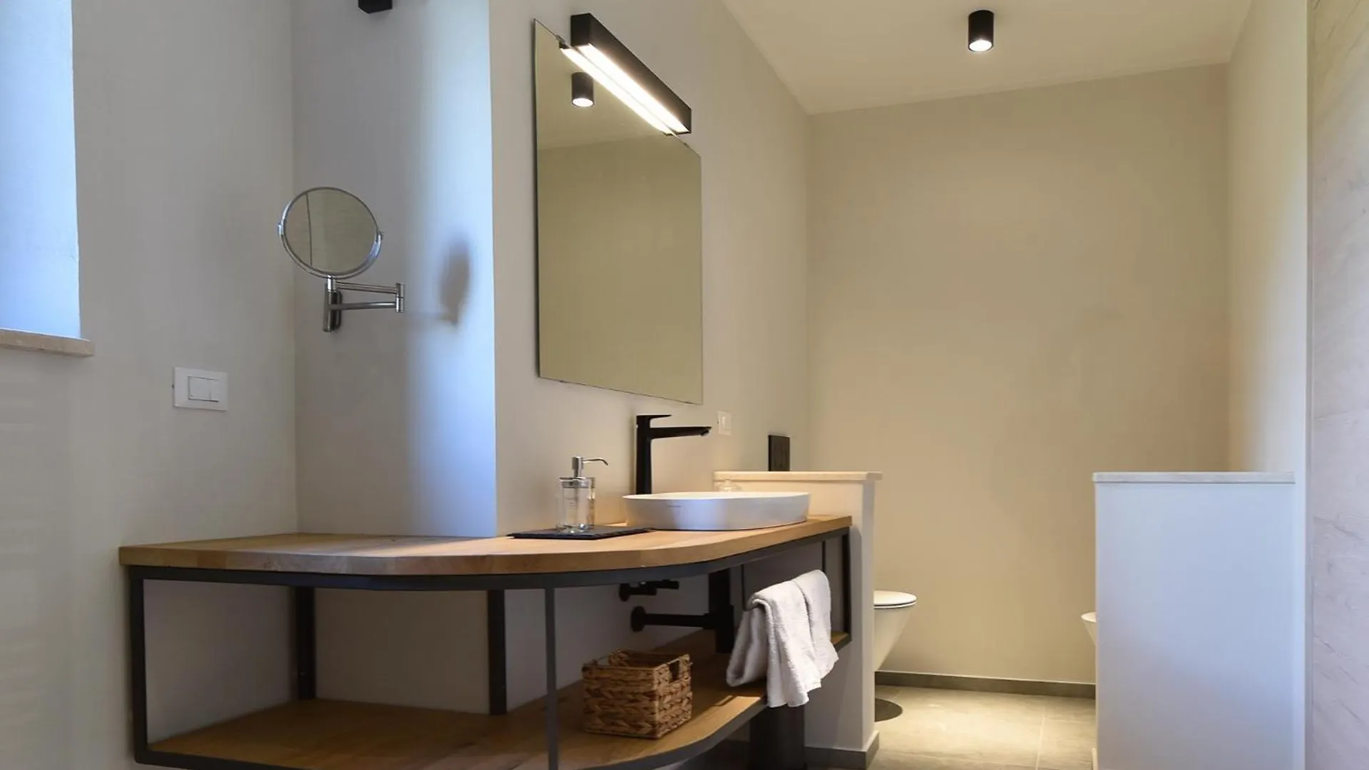 L'Abbraccio Della Quercia - Apartments Momjan