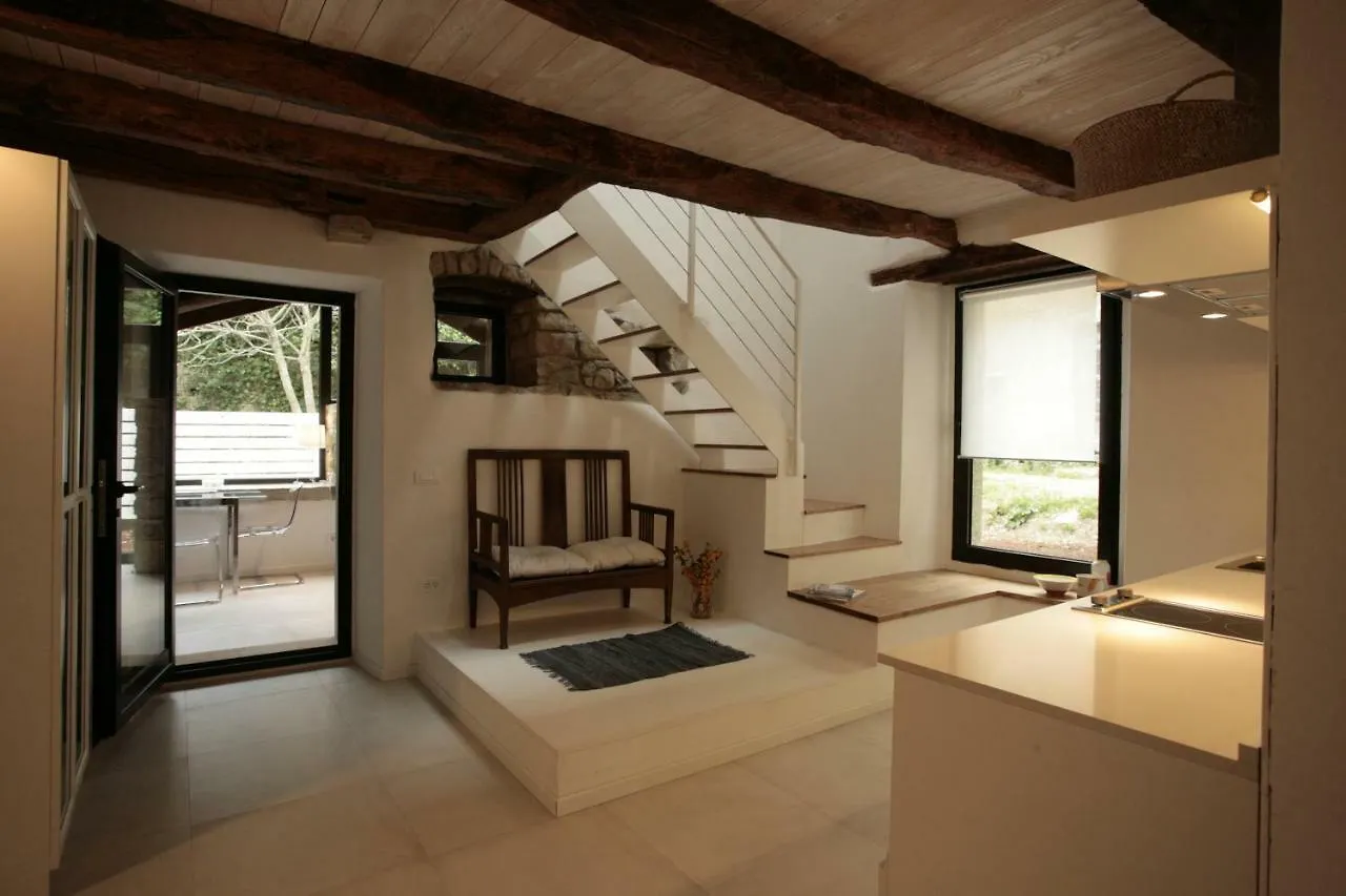 L'Abbraccio Della Quercia - Apartments Momjan Kroatien